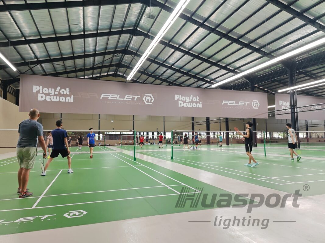 Malaysia indoor badminton court lighting with Huasport long-bar anti-glare fixture rows