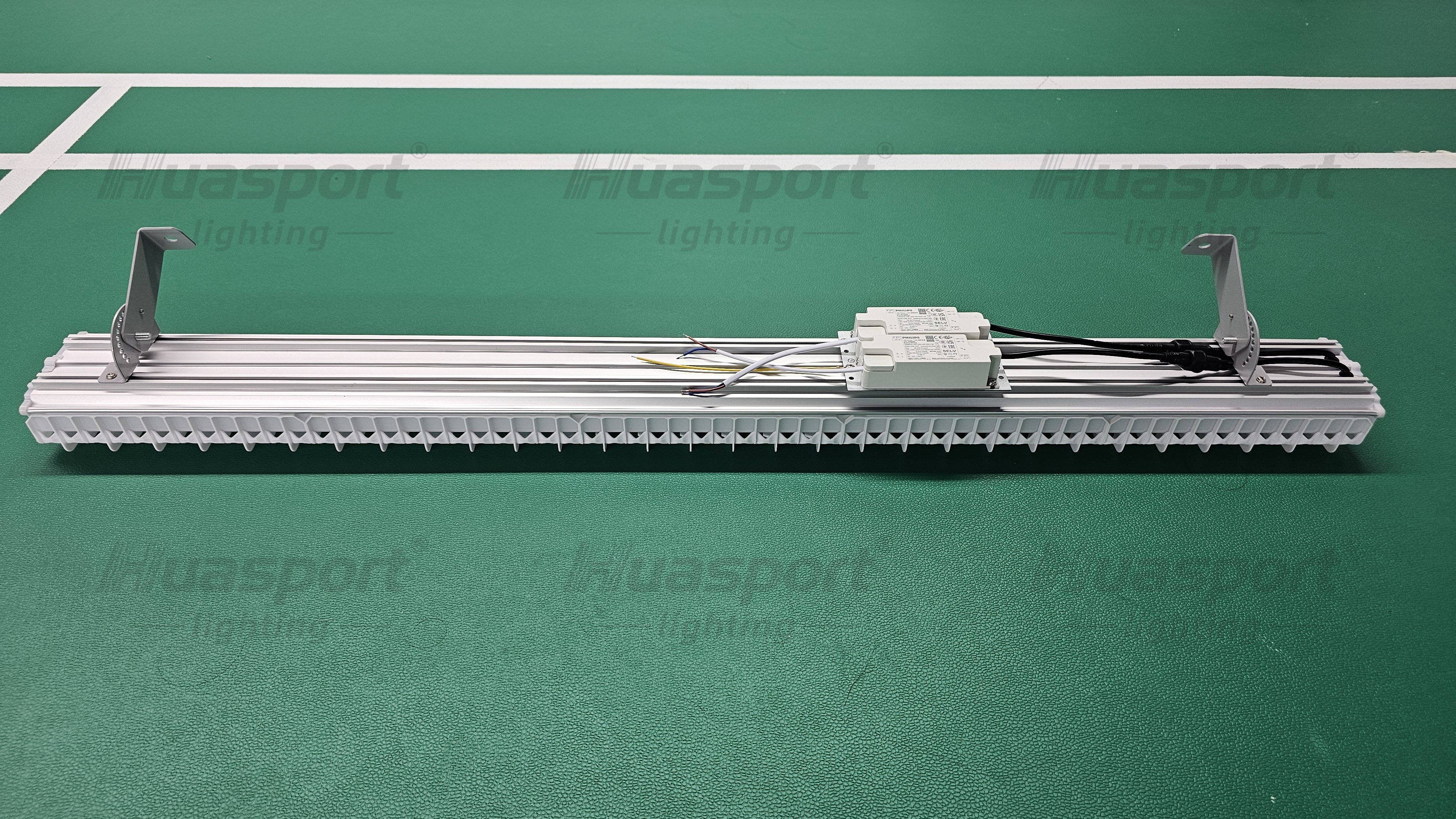 Huasport S90 thickened aluminum profile for heat dissipation and bracket fixing on anti-glare court lighting
