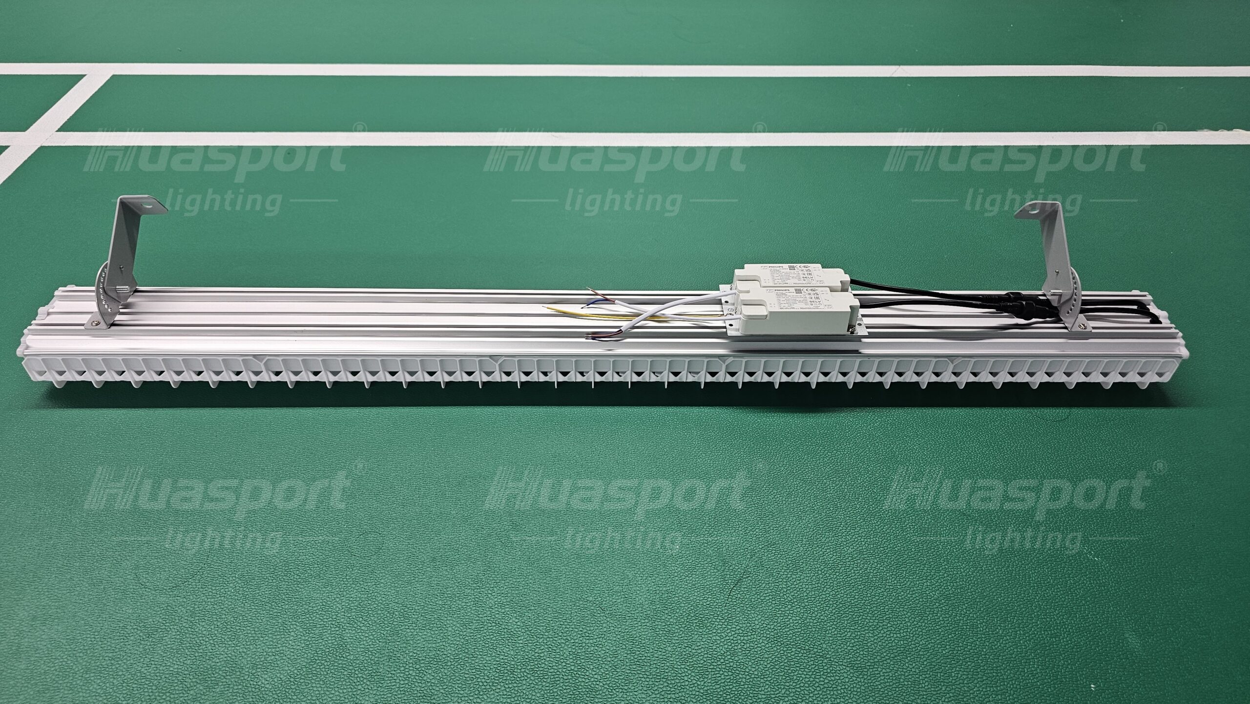 Huasport S90 thickened aluminum profile for badminton hall lighting heat management
